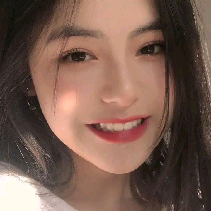 ᥫᩣ吃饱睡不饱>_<