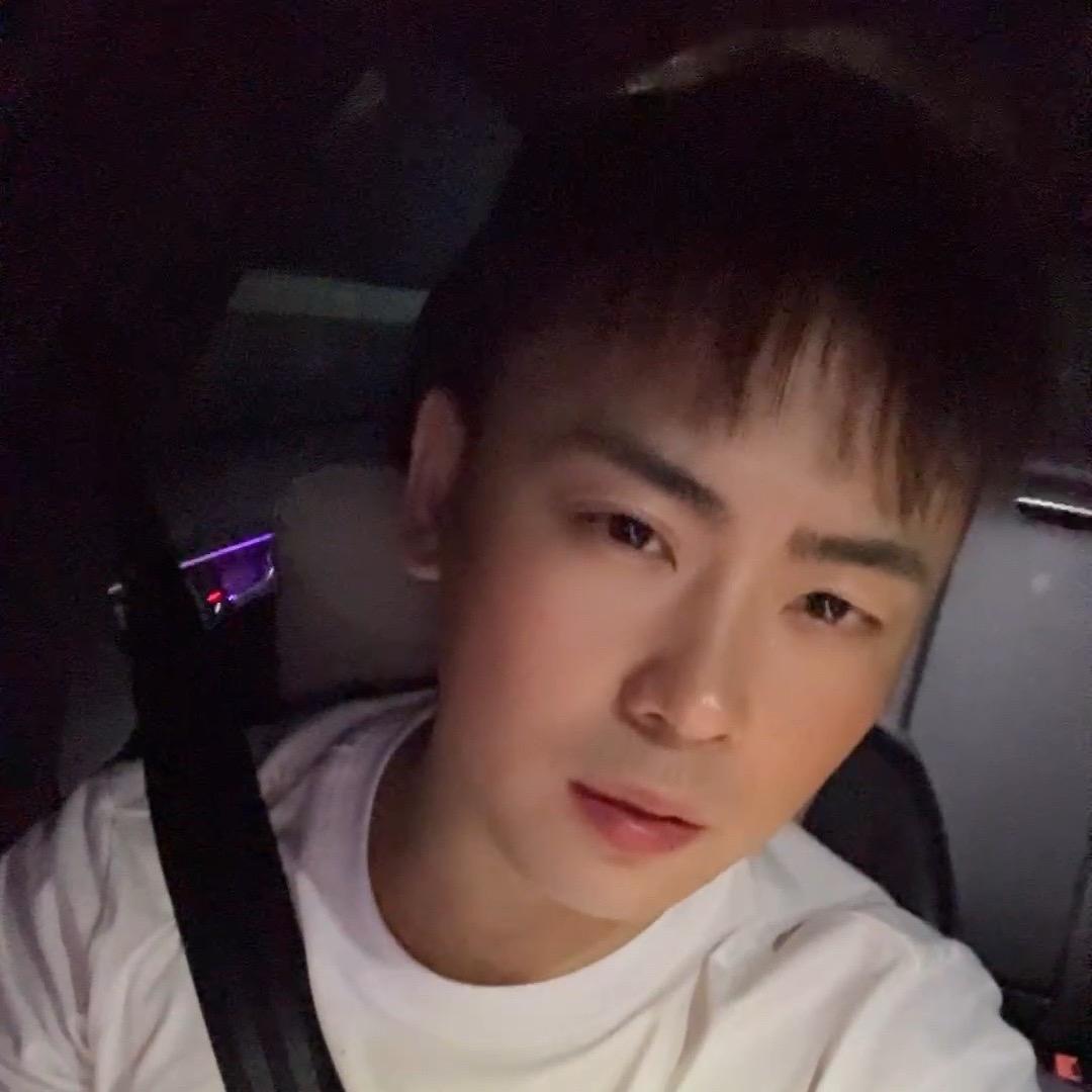 军伟酸菜鱼🤣🤣