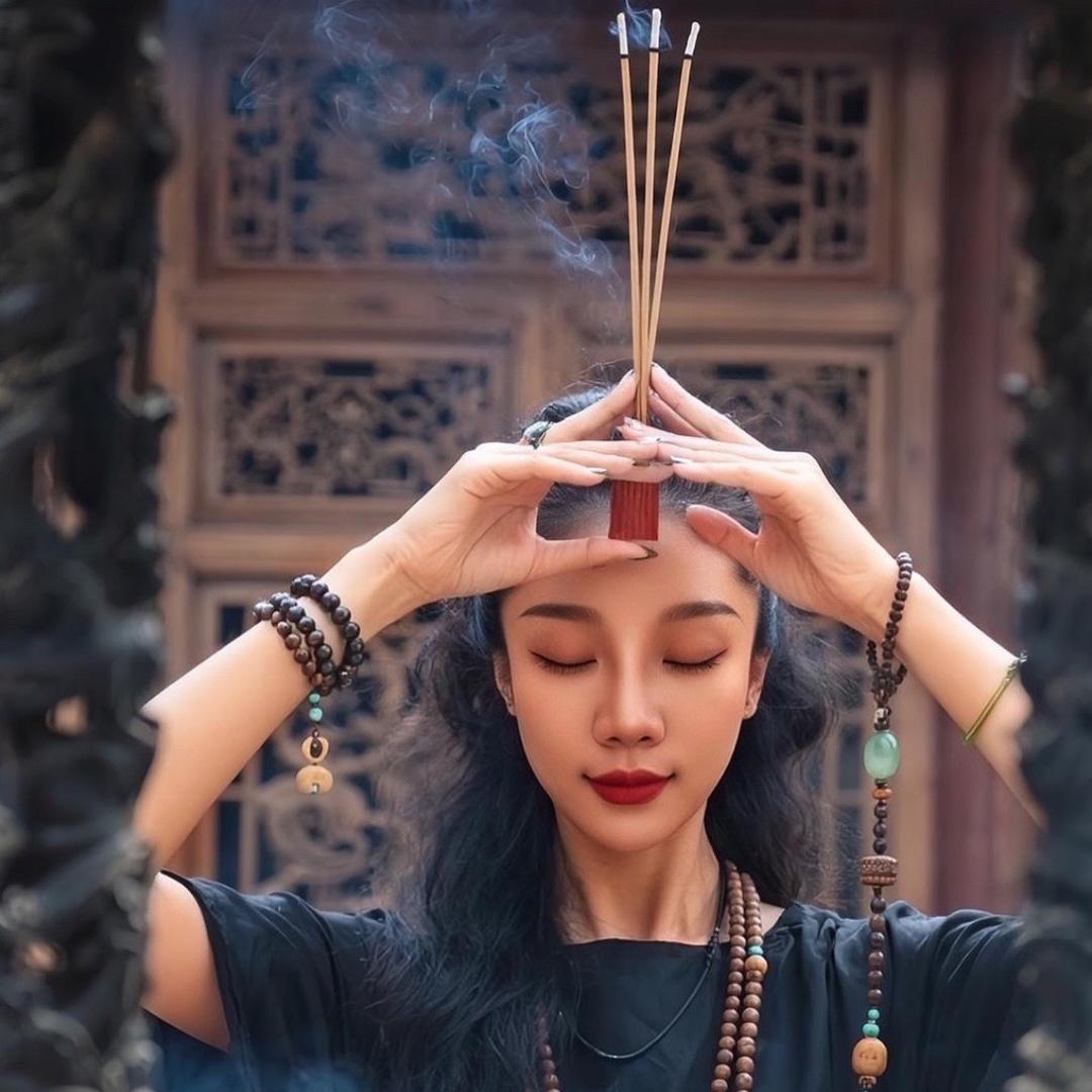 霸州黑妹健身