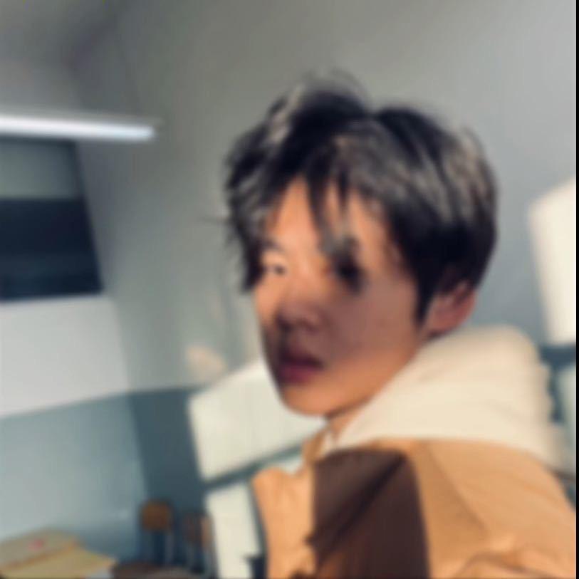 任怡铭 Ren