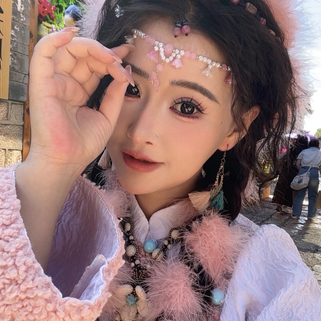 小小艾