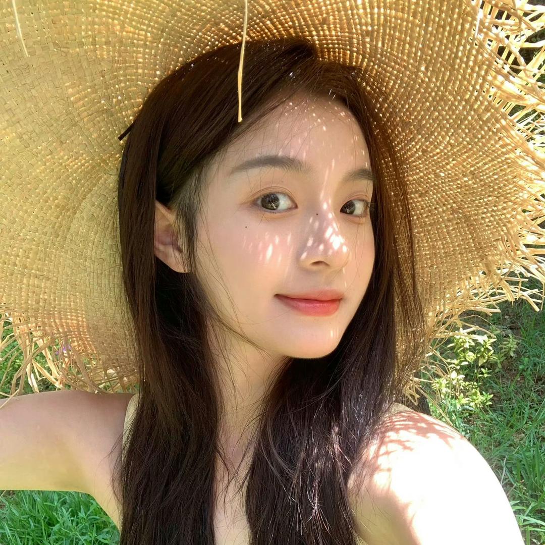 心思全写在脸上