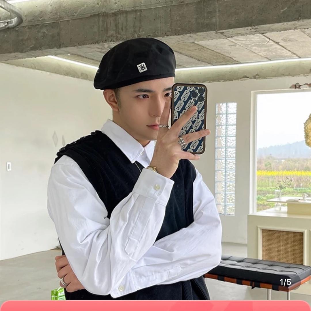 马背上的男孩/🐎
