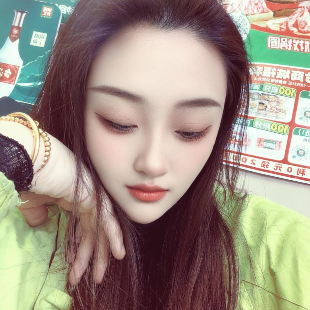 锅圈食汇（太康万达金麟府店）。衬妹。