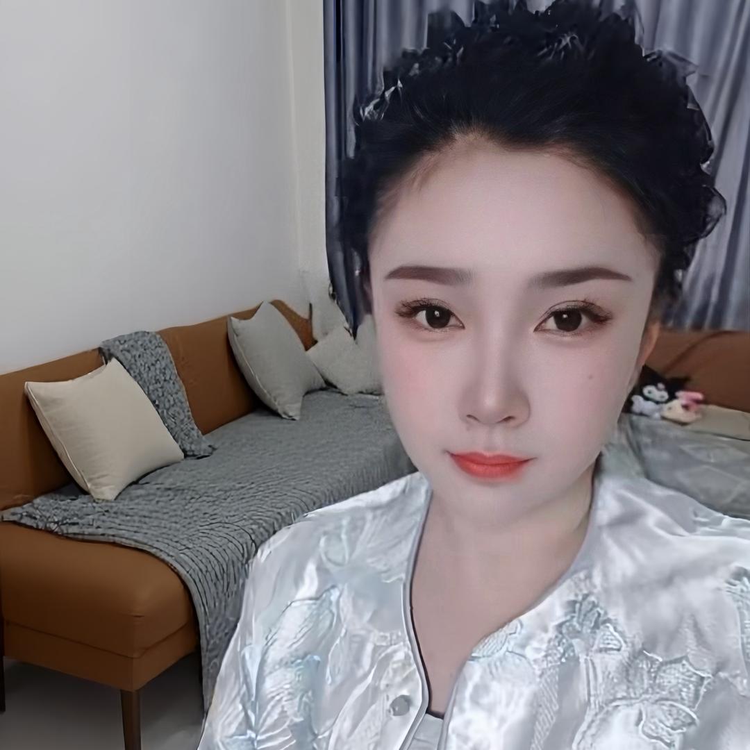 时尚姥姥（霞姐）