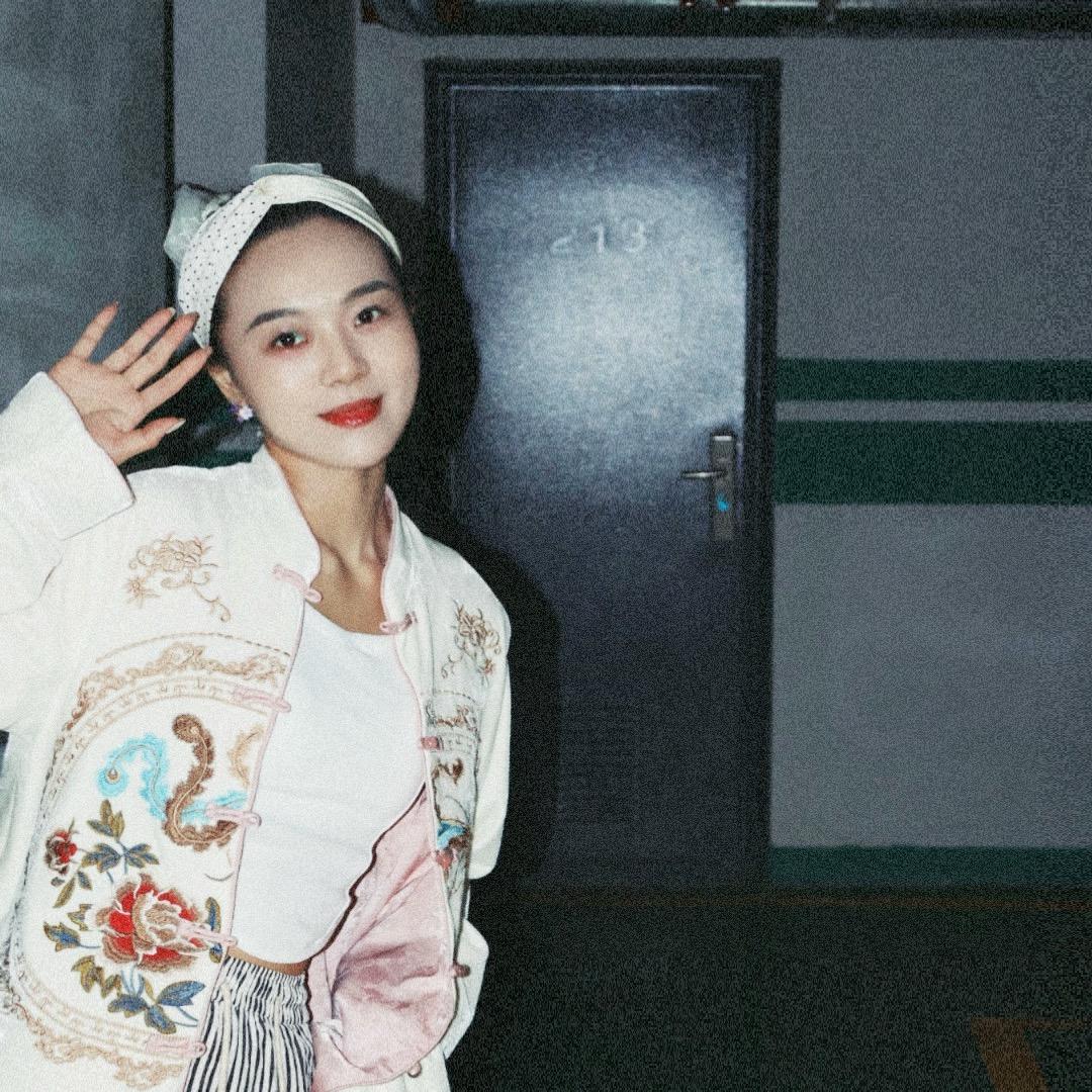 在胶州上合开美容院的老板