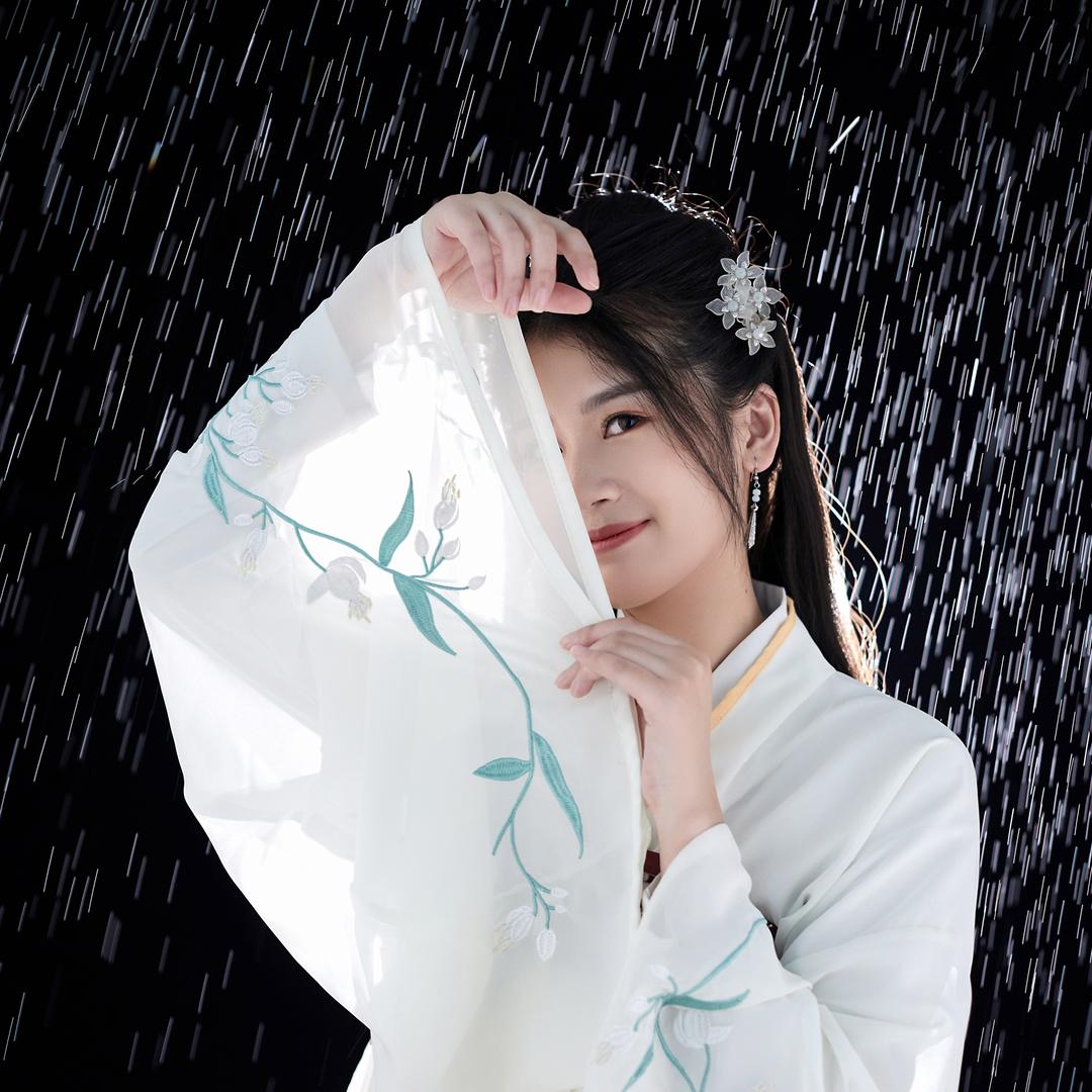 偷吃金猪的龙虾屁股