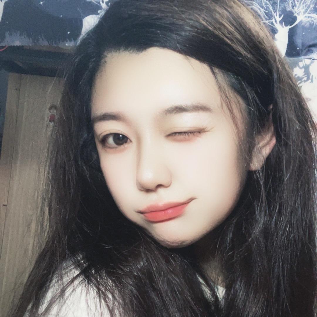 M.💋