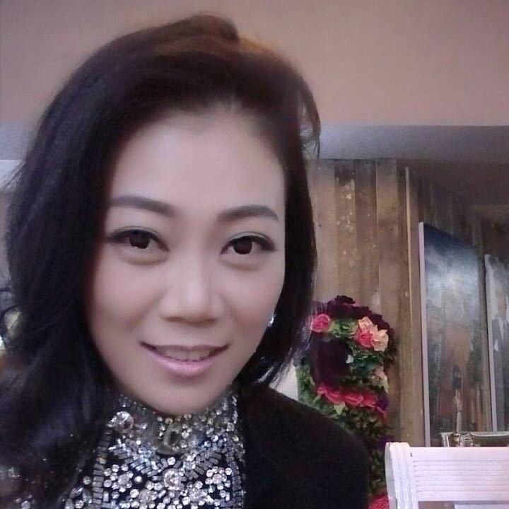 两个女儿的宝妈