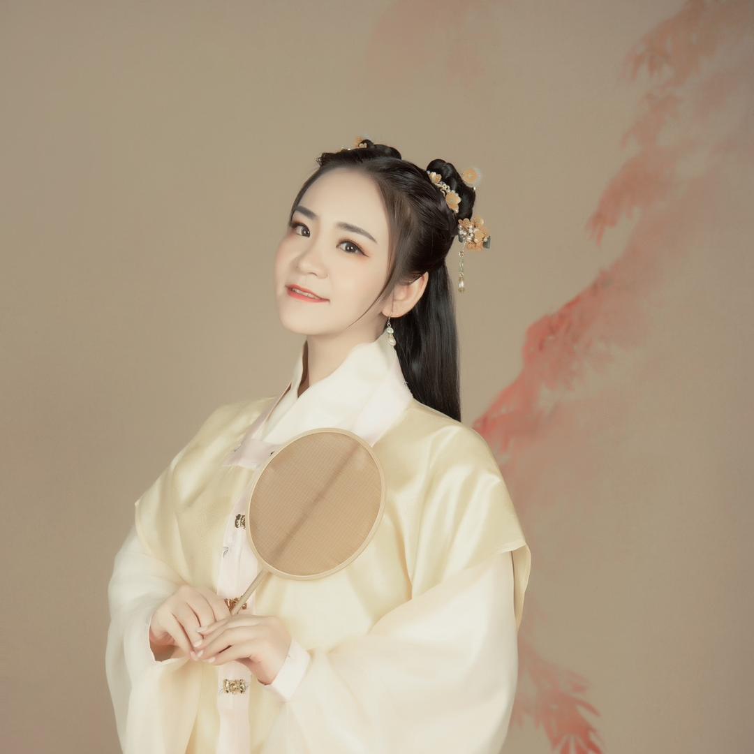 Kelly晶晶