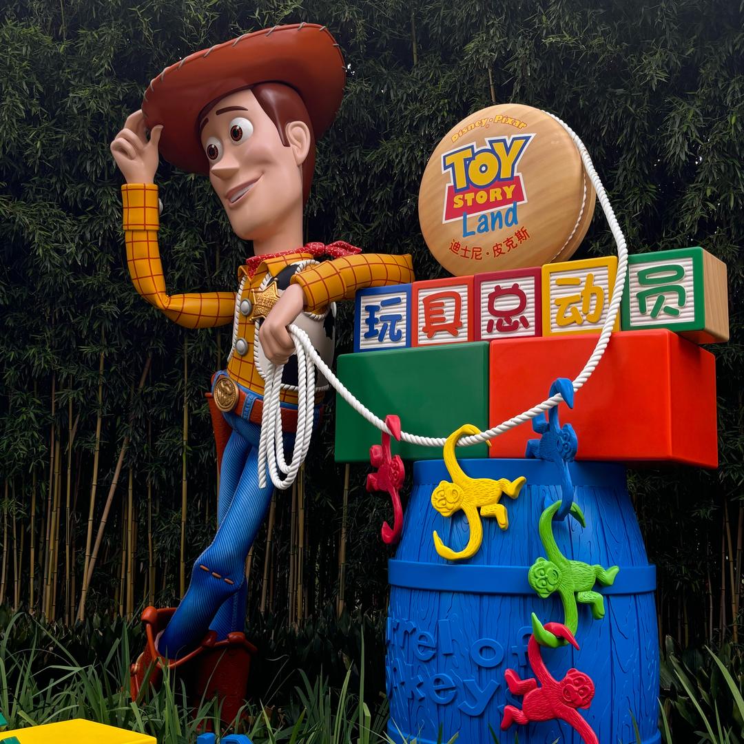 Snoopy₍ↂ⃙⃙⃚⃛_ↂ⃙⃙⃚⃛₎