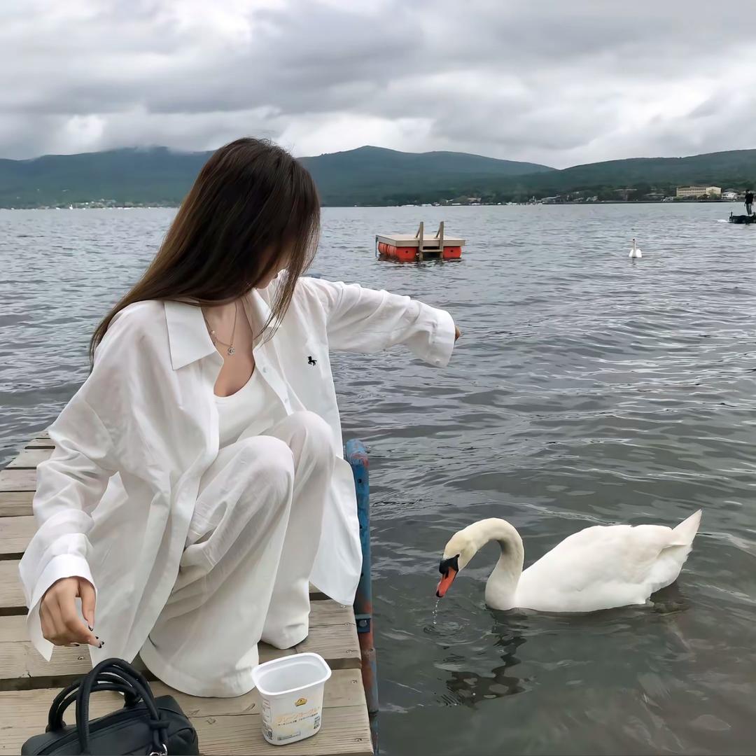 若水三千 少舀一瓢