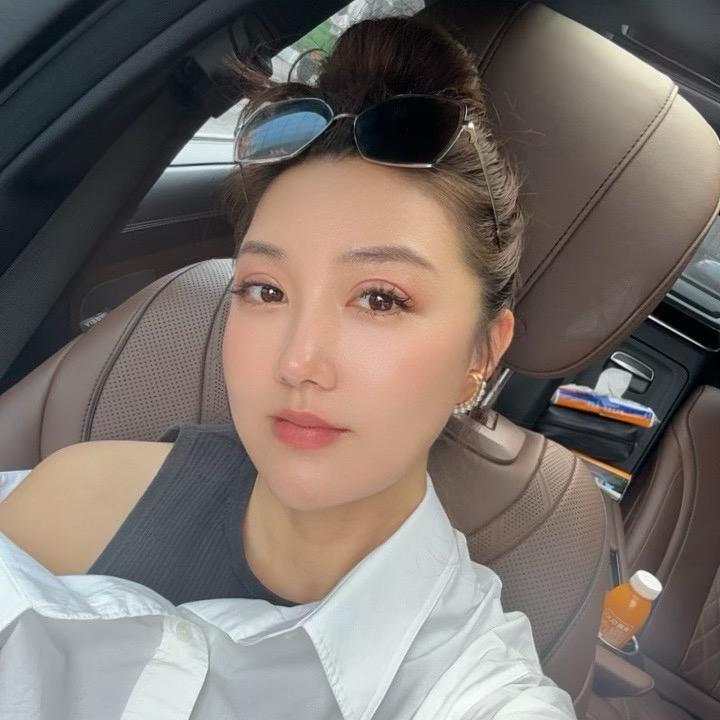 杰娅