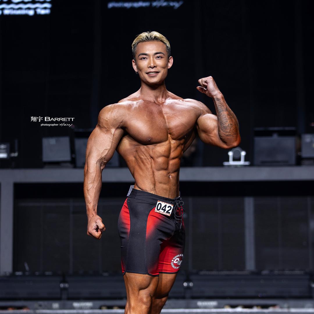栋冯