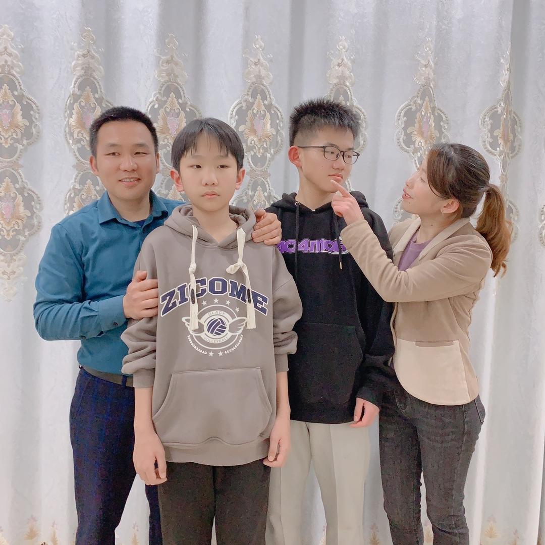 三叔❤️三婶一家