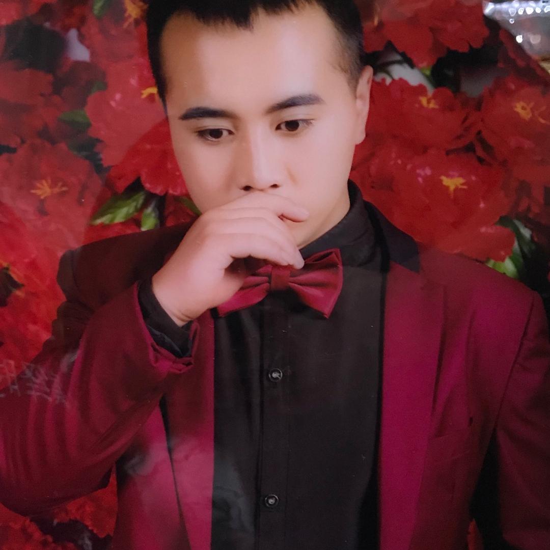 小王搞笑(调皮熊)
