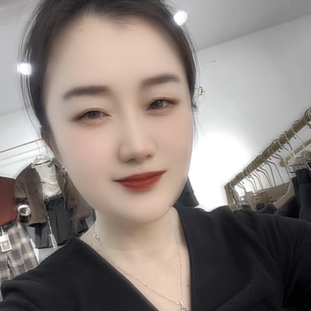 爱尚衣服装店