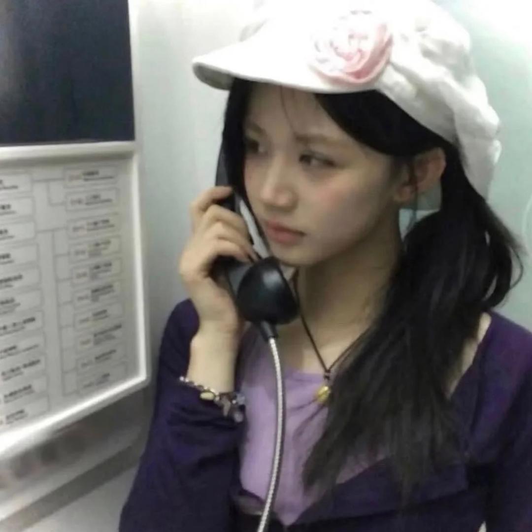 保温杯里是可乐