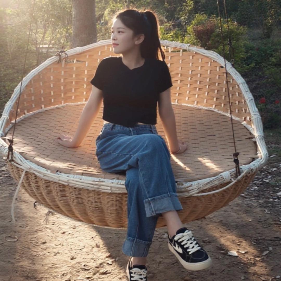 @🌻邓家小姐姐