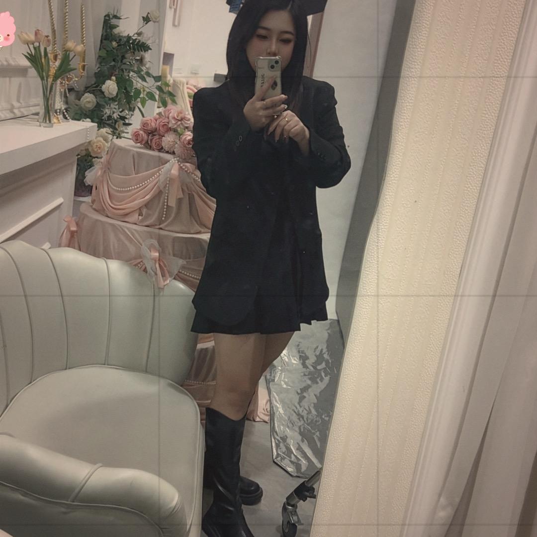 Liᴗaoᥫᩣ   张·Z