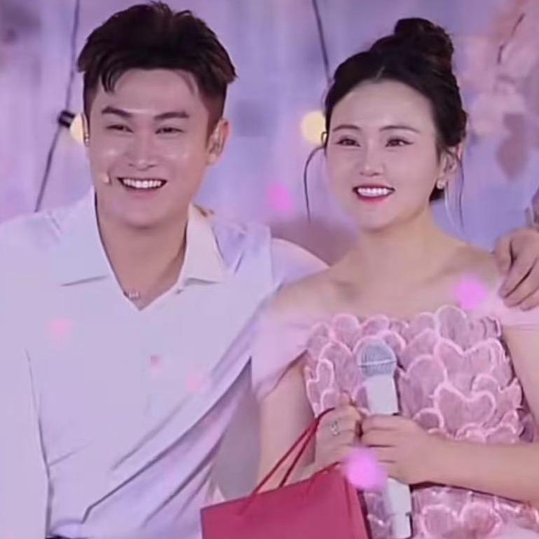杰少（SOSOLEE）贵阳二小姐