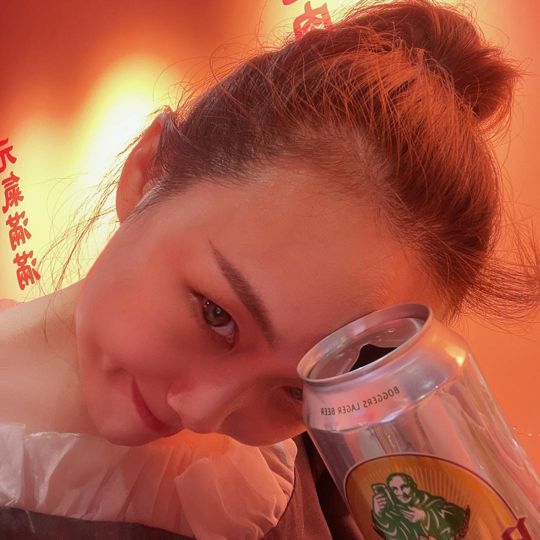 袁伊娜