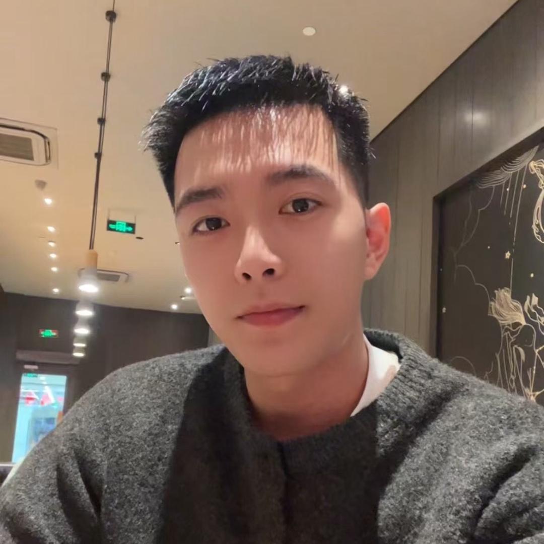 AT小宝高定服饰