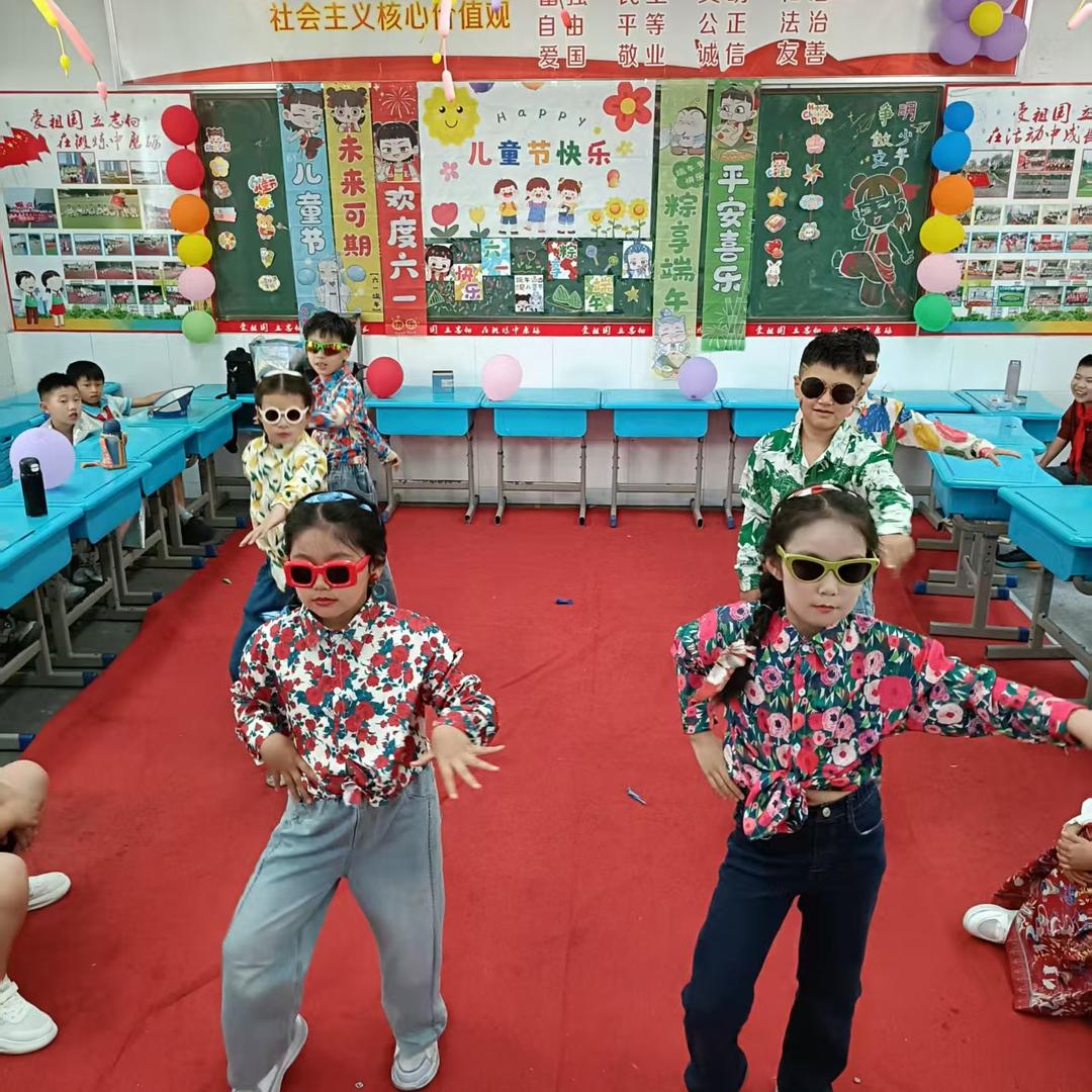 馨杰