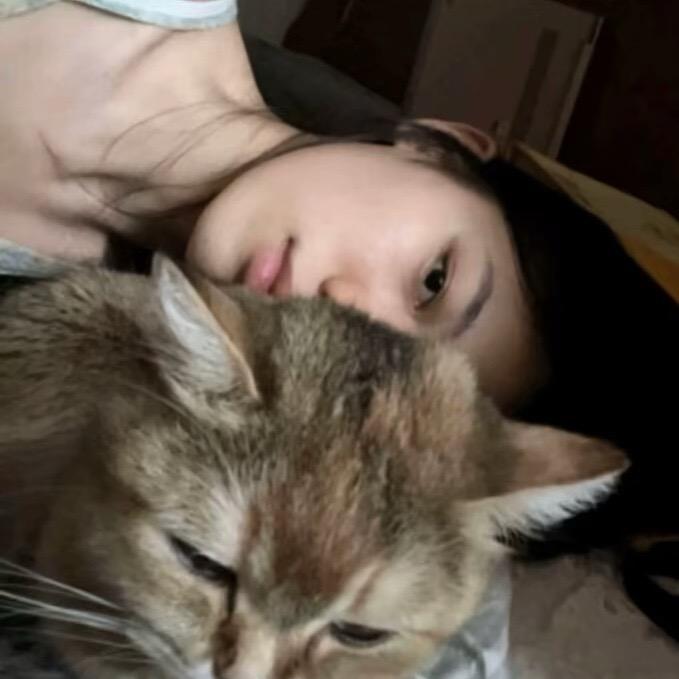 睡个懒觉吧._