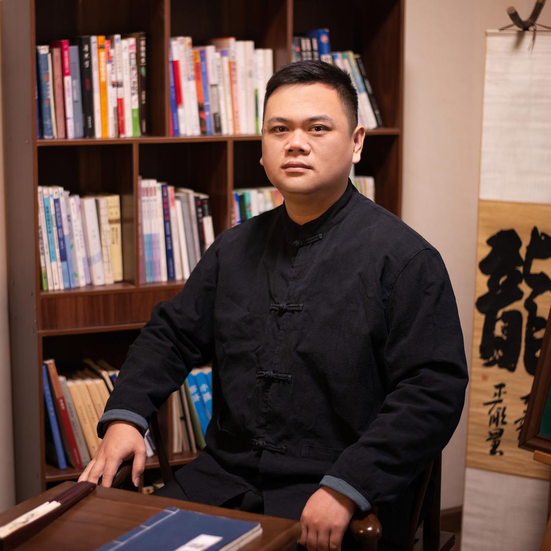 大龙传递正能量