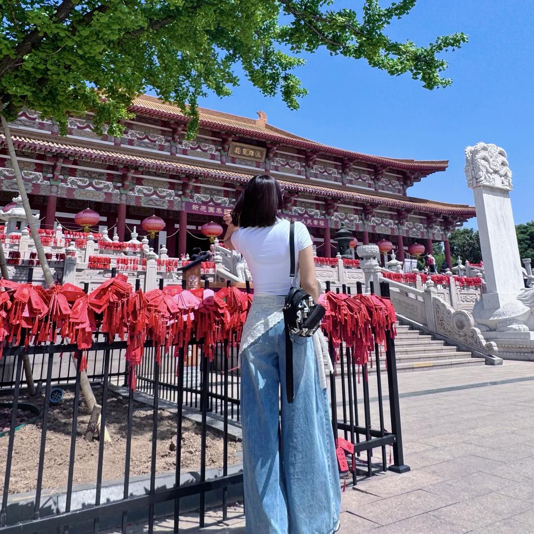 名品汇男装莉莉