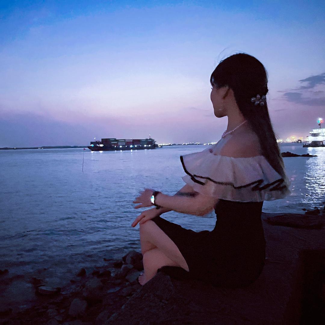 顾顾在这儿