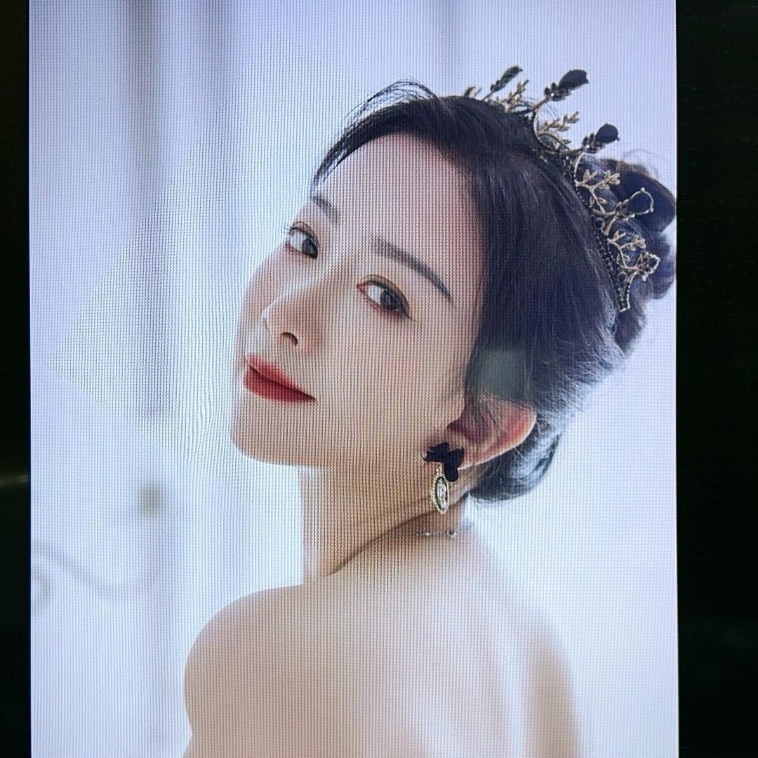 左左艳