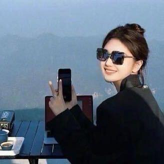 ❥樂──────╯