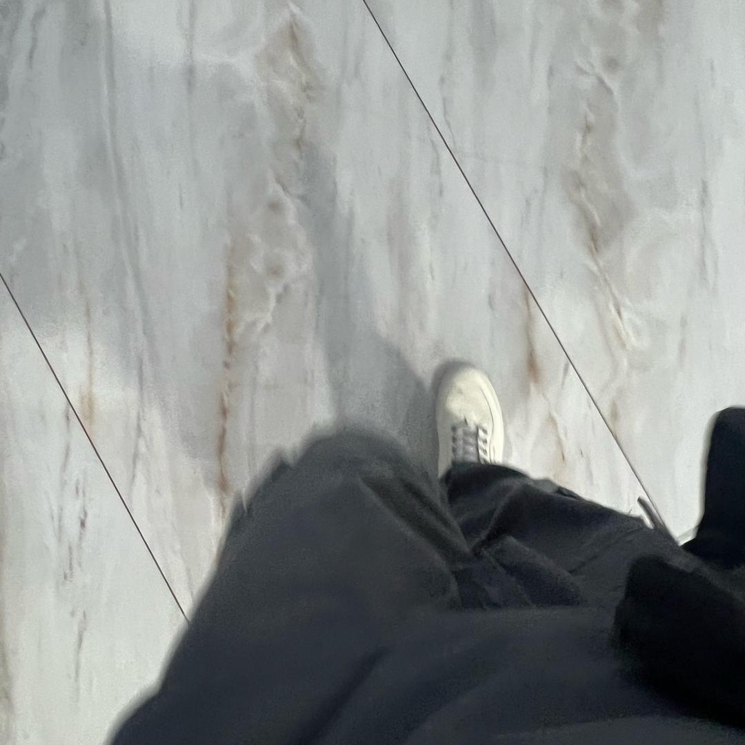 小琦。