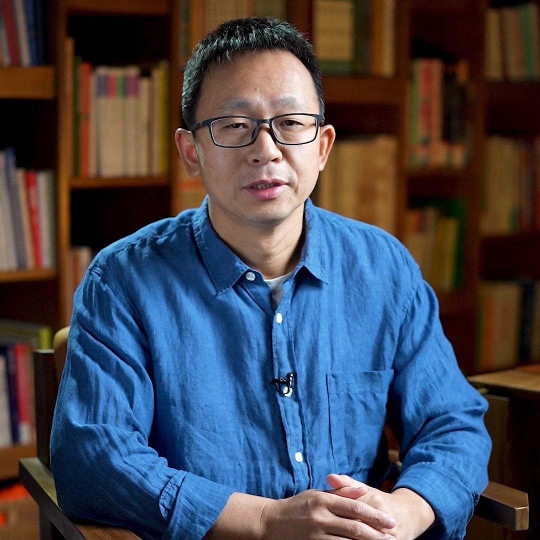 龙哥聊点啥