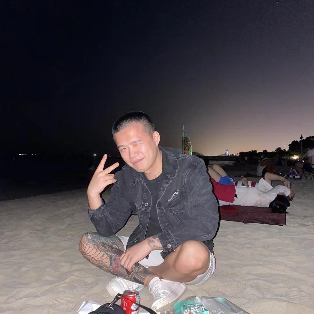 emo的老王