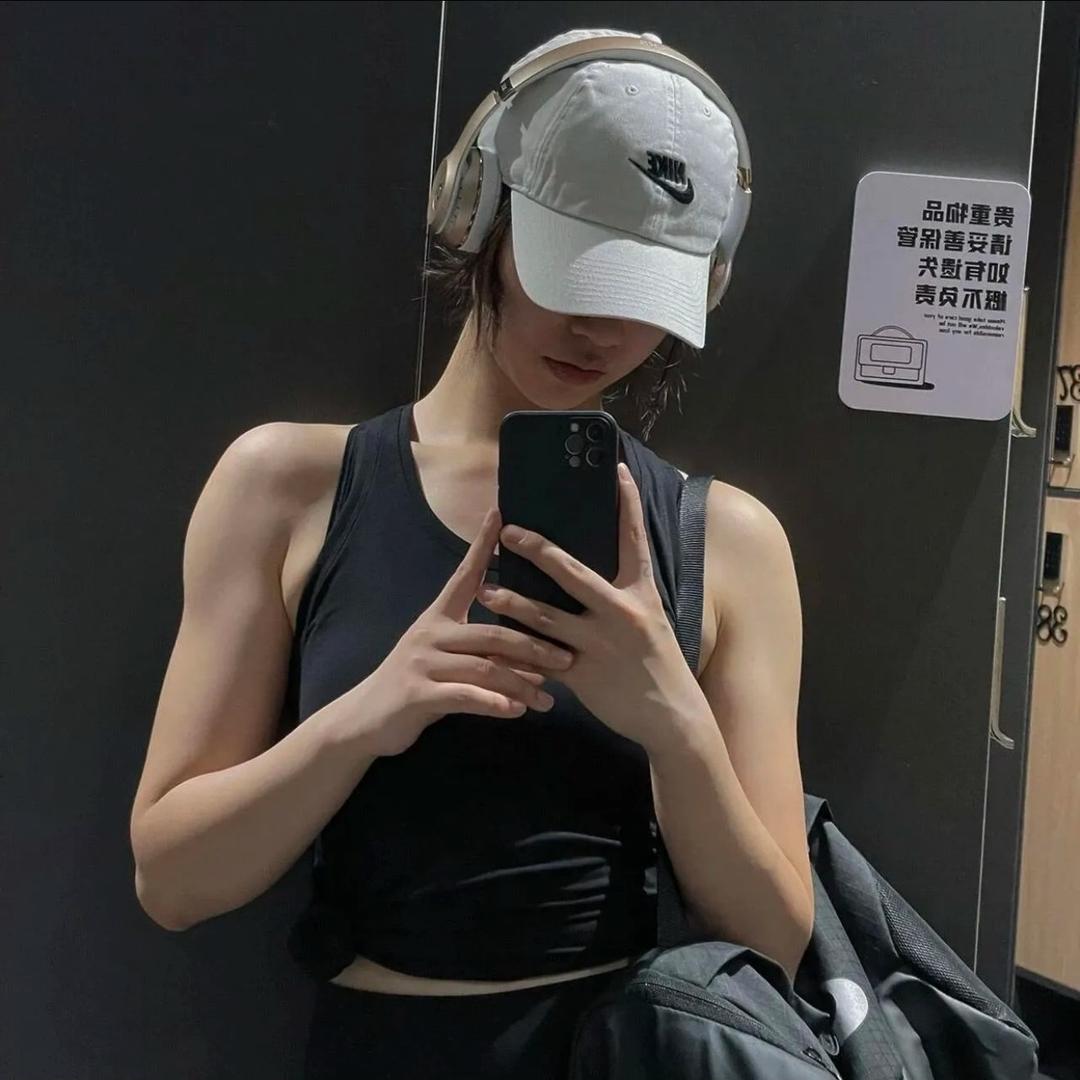奥莱运动折扣仓