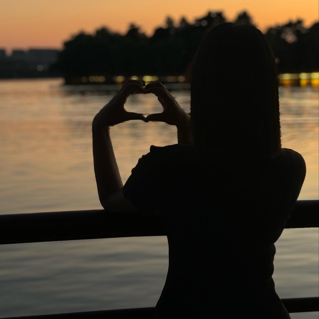 困成汉堡包-🍔