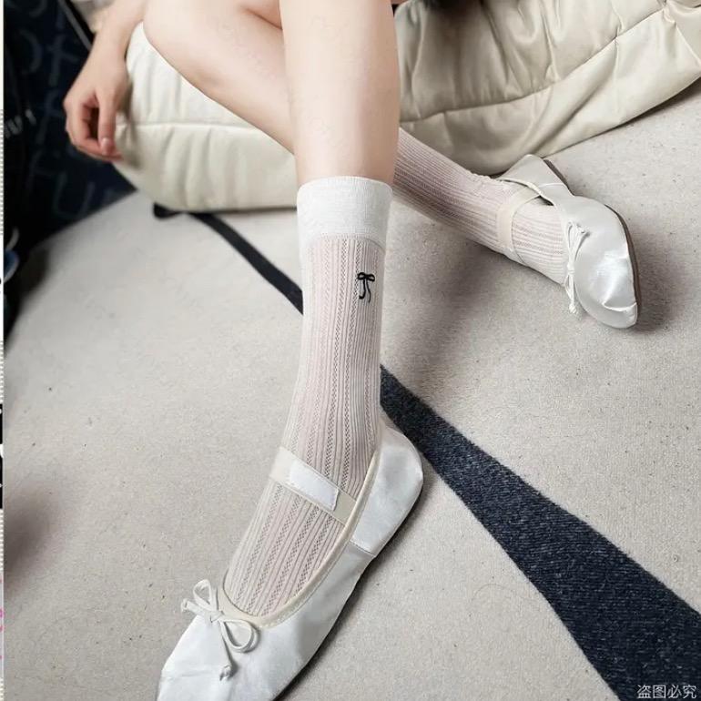 艺工坊个体店-雯子的袜子集市