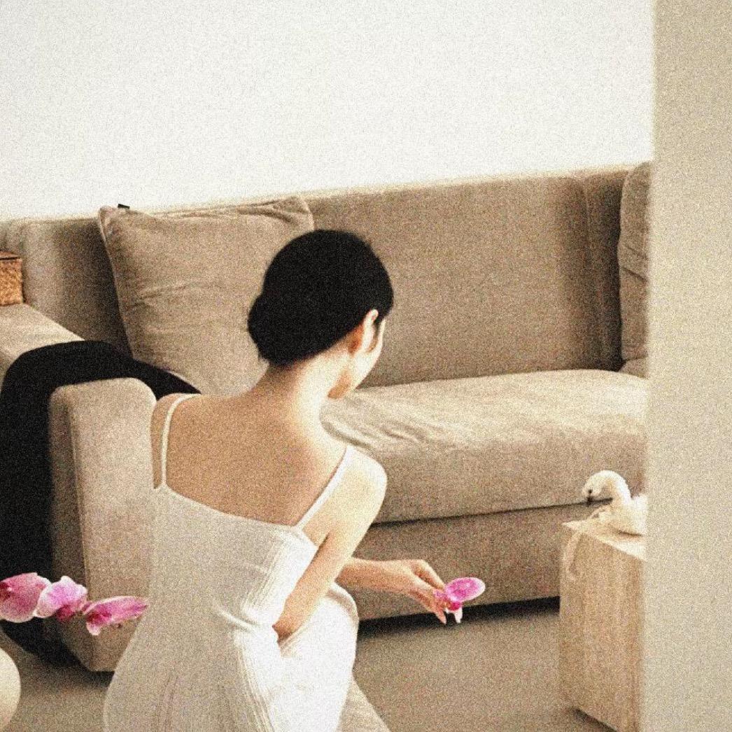 一个 婉