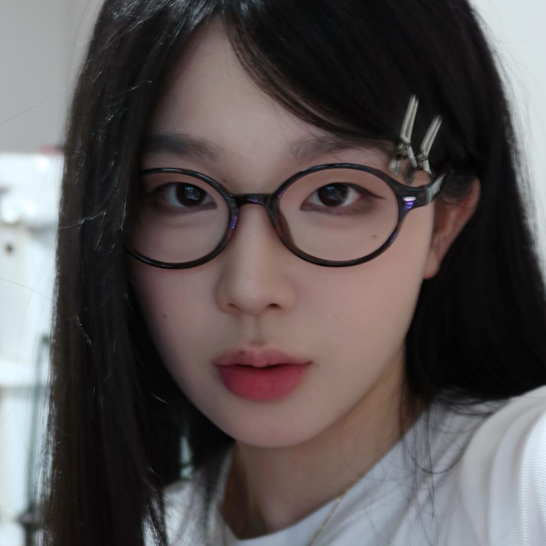 Uniii