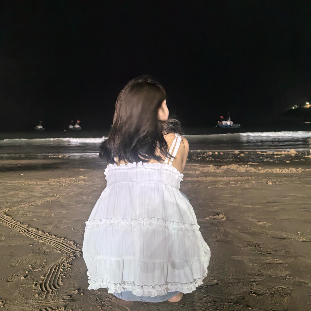陈嘻嘻哈哈🙈