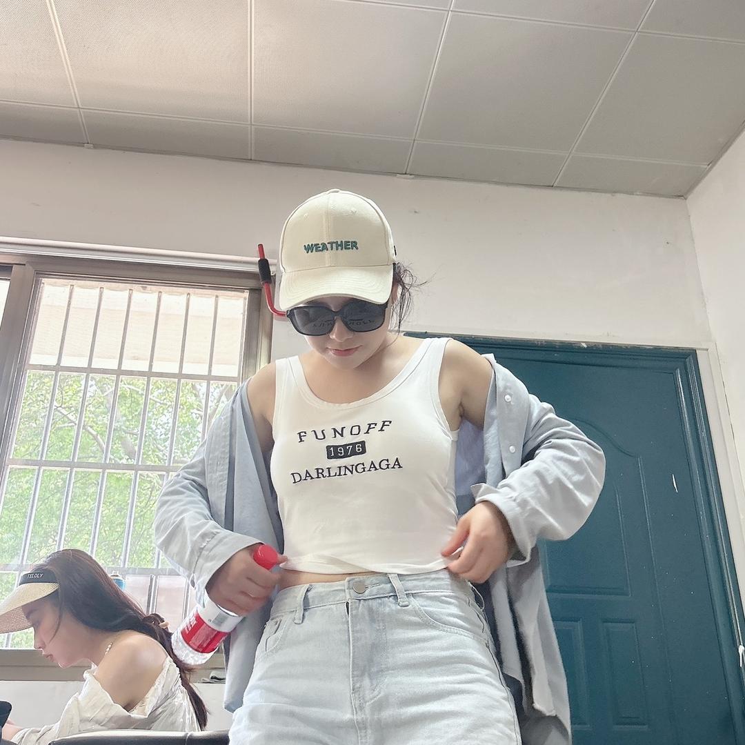 西边村花（我要吃上流量这碗饭🍚）