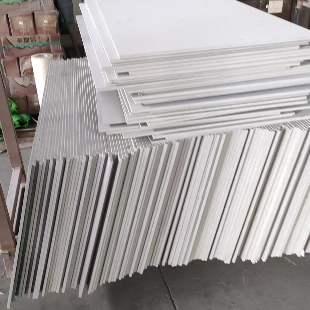 牧农养殖瓷砖店