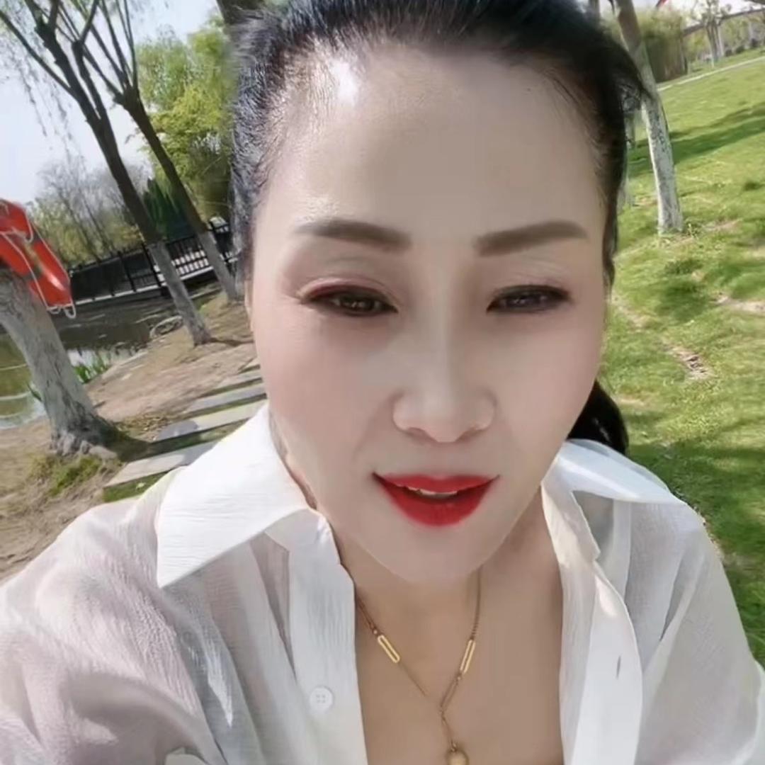 佛前一朵莲花