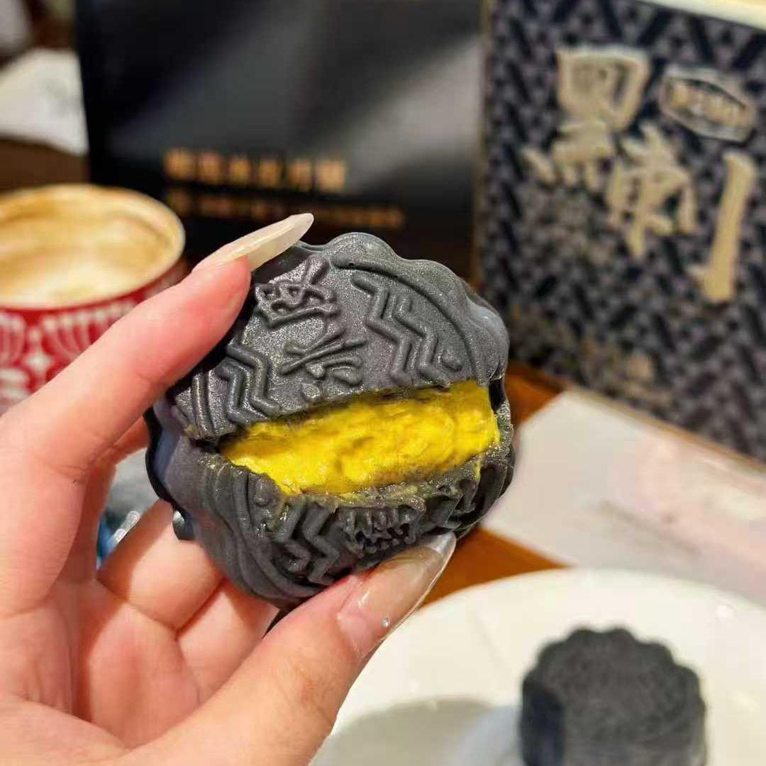 果多多精品礼盒月饼传共✓