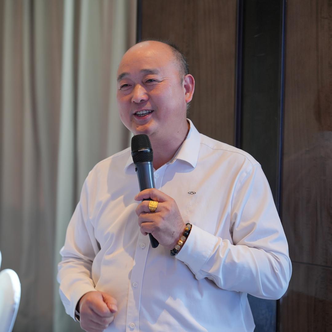 邵阳久富总经理老胡