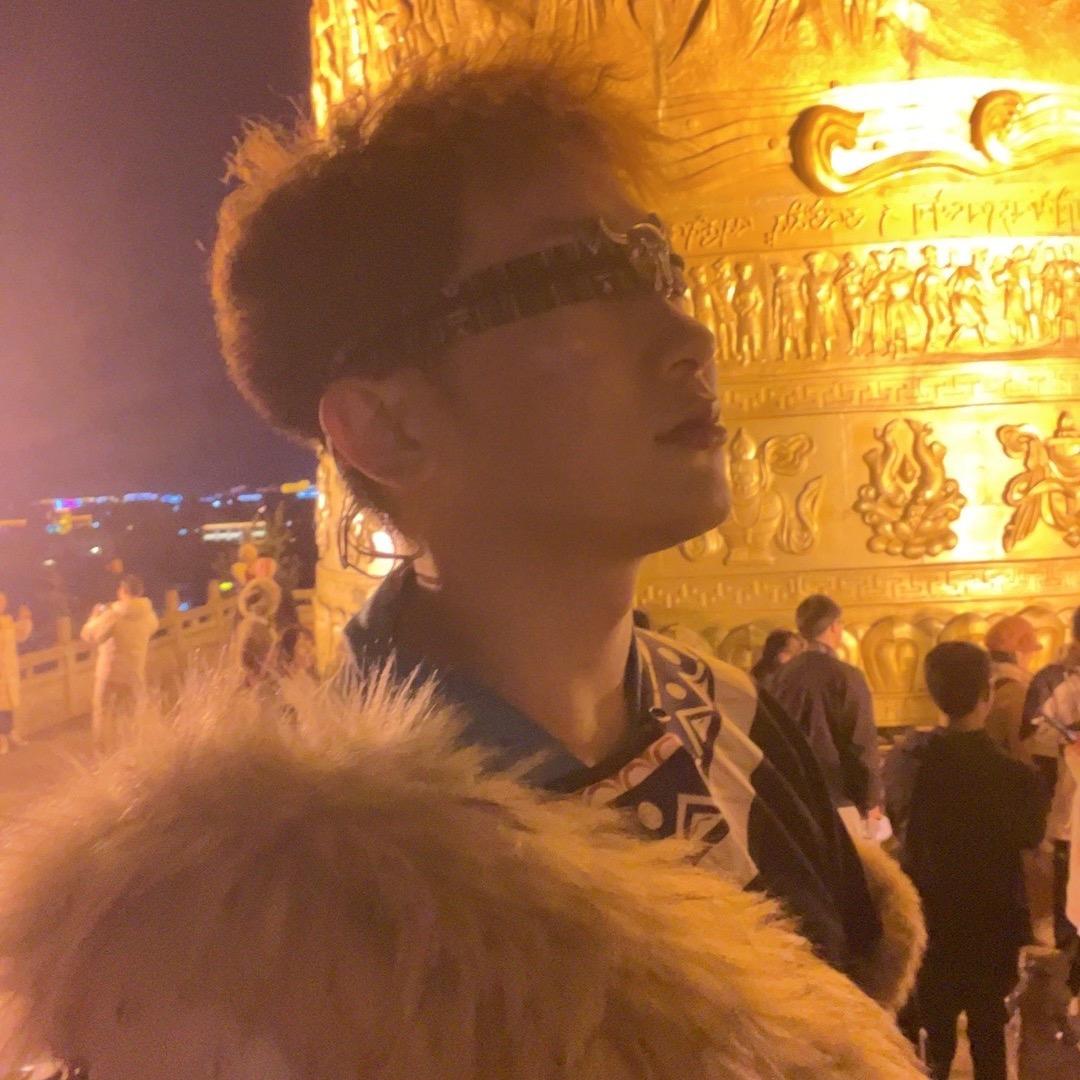 丶 丶