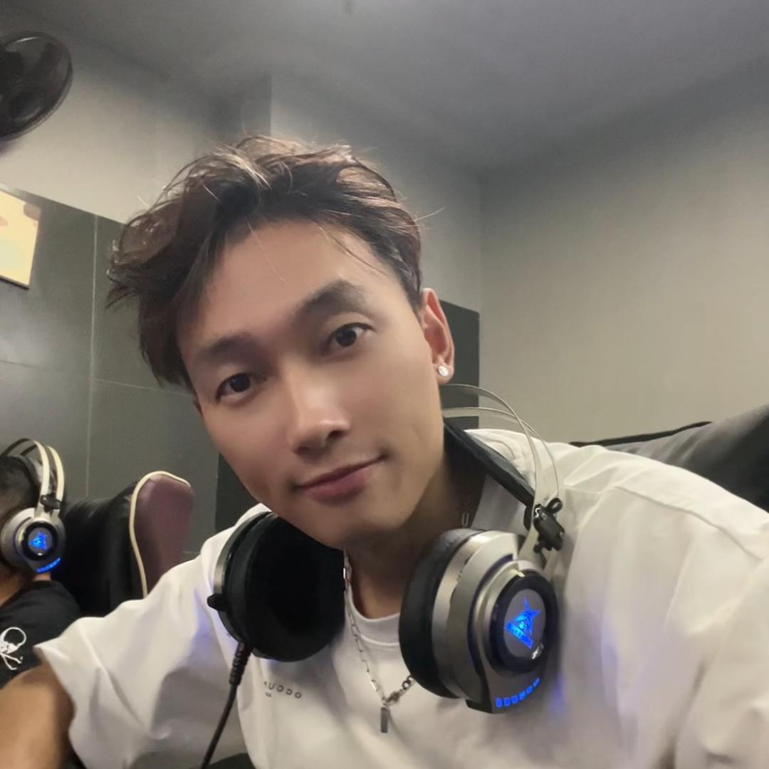 尼克形象•虞兴杰